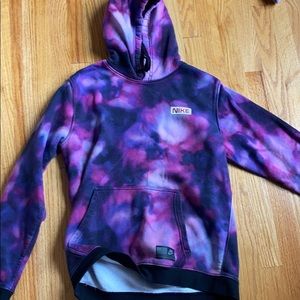 RARE Nike hoodie( FINAL SALE DAY SEPT 14)